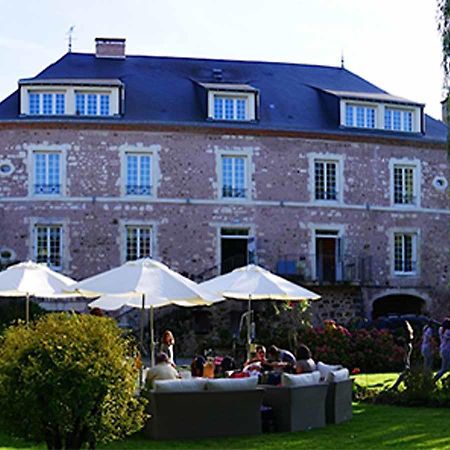 Logis - Auberge De L'Abbaye Thiron-Gardais Bagian luar foto