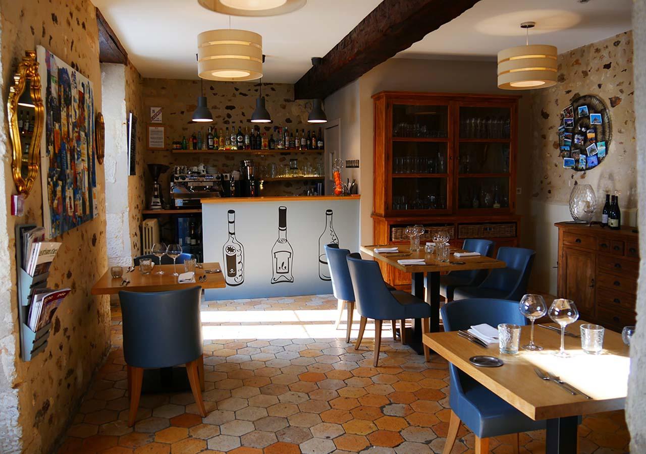Logis - Auberge De L'Abbaye Thiron-Gardais Bagian luar foto